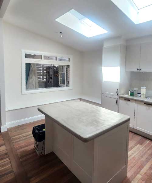 Painting service: house interior